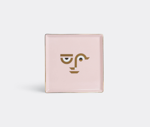 e-commerce Still Life